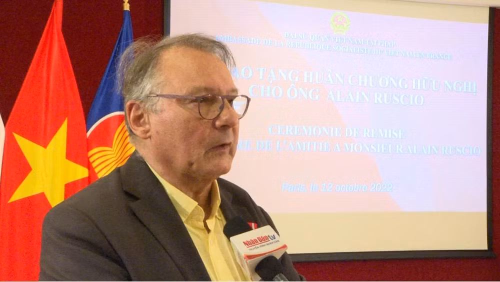Nhà sử học Alain Ruscio: Tôi thấy rõ Việt Nam rất quan tâm, thúc đẩy toàn diện quyền con người. Nhà sử học Alain Ruscio: Tôi thấy rõ Việt Nam rất quan tâm, thúc đẩy toàn diện quyền con người.