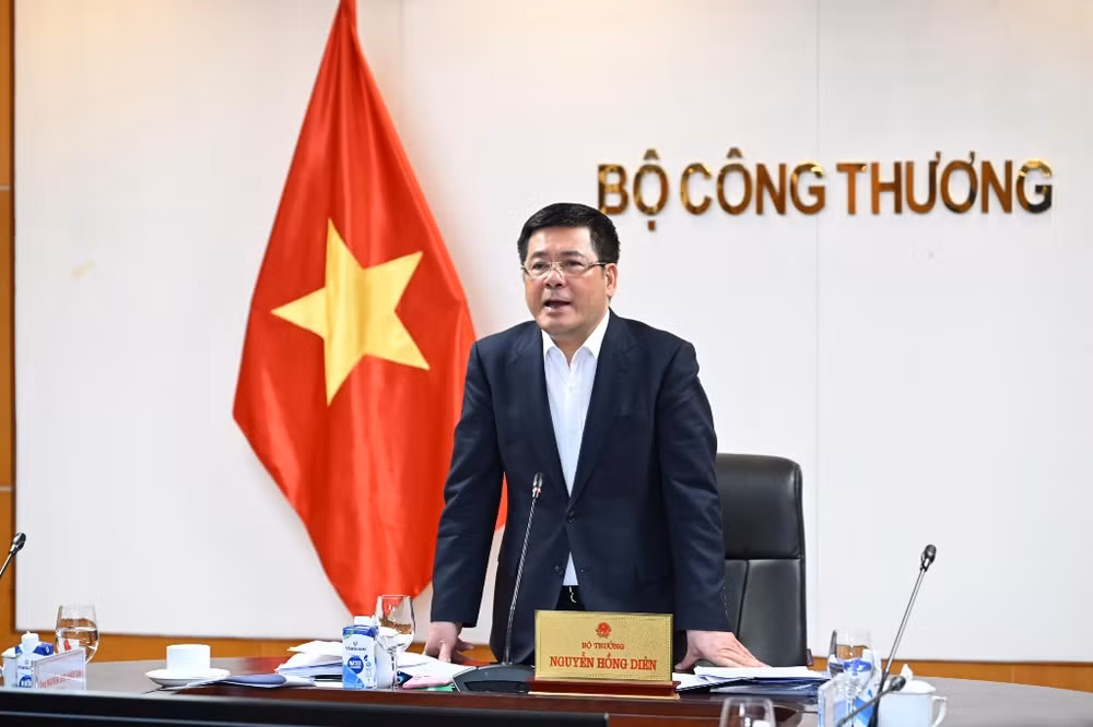Bộ trưởng Công thương Nguyễn Hồng Diên phát biểu tại Hội nghị.