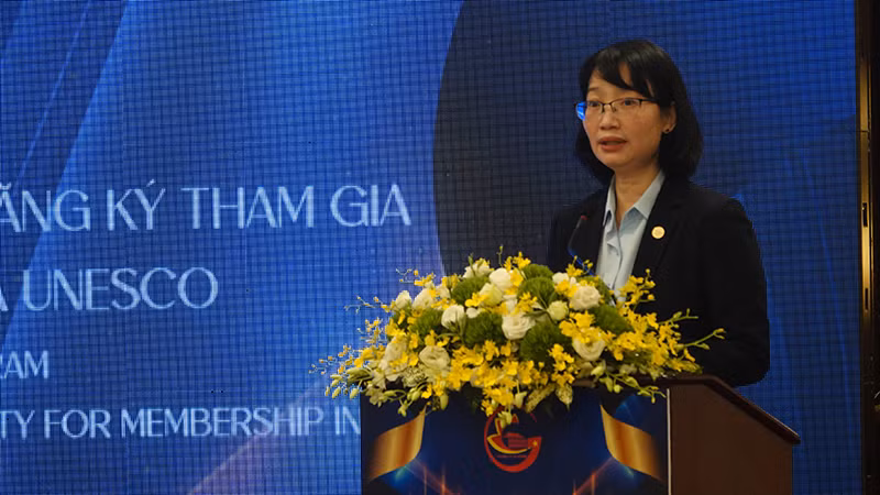 Phó Chủ tịch Ủy ban nhân dân Thành phố Hồ Chí Minh Trần Thị Diệu Thúy phát biểu khai mạc tọa đàm. Phó Chủ tịch Ủy ban nhân dân Thành phố Hồ Chí Minh Trần Thị Diệu Thúy phát biểu khai mạc tọa đàm.