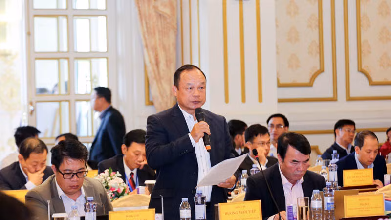 Lãnh đạo tỉnh Gia Lai phát biểu ý kiến tại hội nghị. Lãnh đạo tỉnh Gia Lai phát biểu ý kiến tại hội nghị.