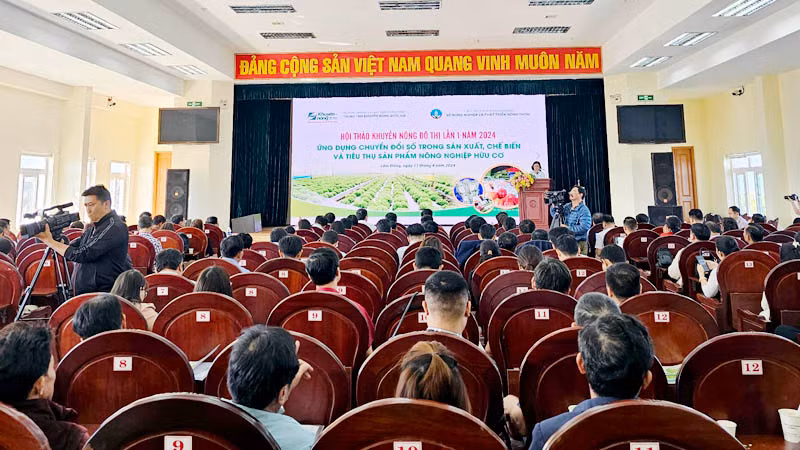 Quang cảnh hội thảo.