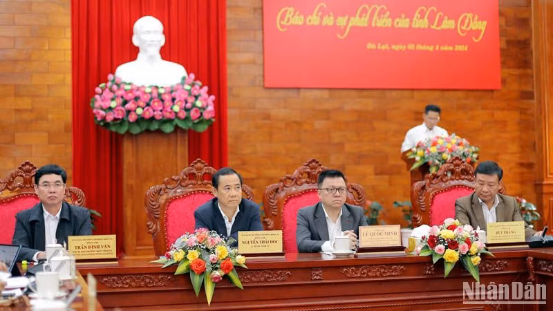 Các đồng chí chủ trì buổi làm việc.
