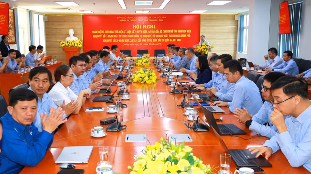 Toàn cảnh Hội nghị.
