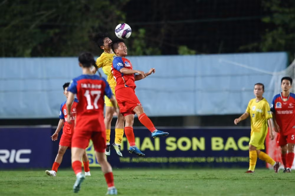 TP Hồ Chí Minh I tạm dẫn trước. (Ảnh: VFF)