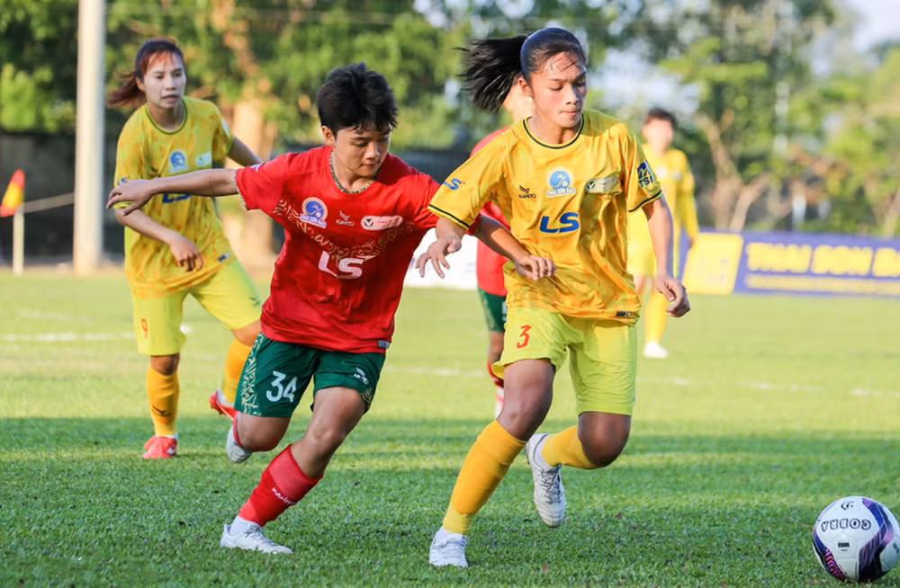 TP Hồ Chí Minh I chạm trán TP Hồ Chí Minh II. (Ảnh: VFF)