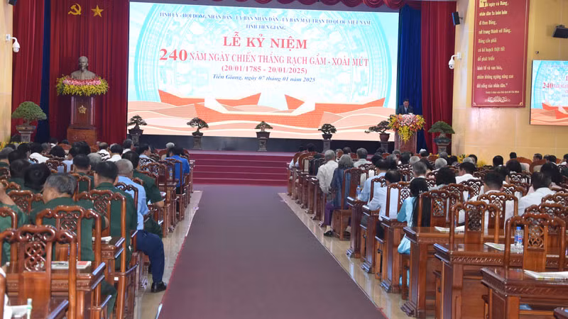 Tiền Giang long trọng tổ chức Lễ kỷ niệm 240 năm ngày Chiến thắng Rạch Gầm-Xoài Mút. Tiền Giang long trọng tổ chức Lễ kỷ niệm 240 năm ngày Chiến thắng Rạch Gầm-Xoài Mút.