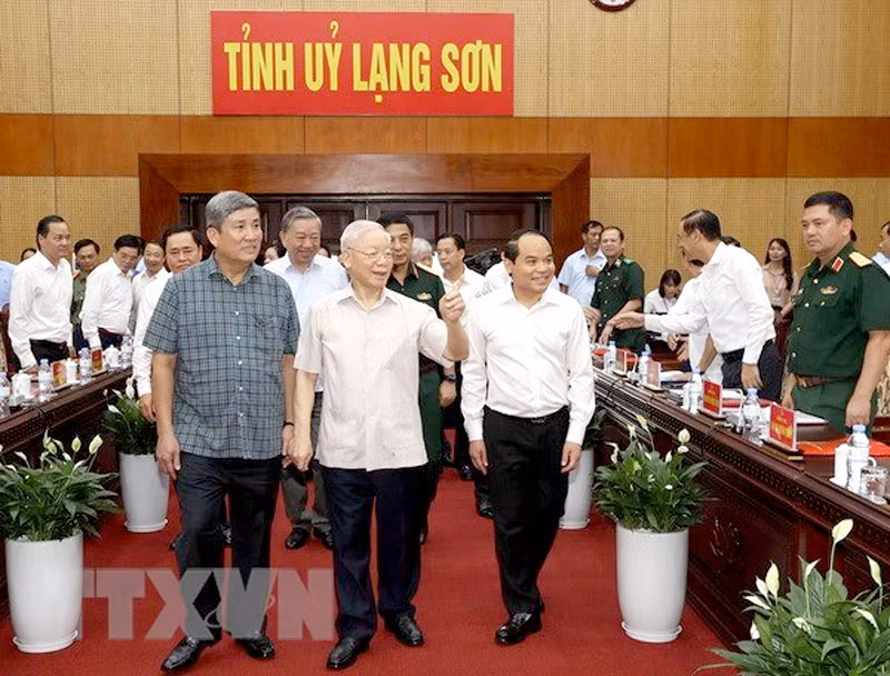 Tổng Bí thư Nguyễn Phú Trọng đến làm việc với Ban Thường vụ và lãnh đạo chủ chốt tỉnh Lạng Sơn. (Ảnh: Trí Dũng/TTXVN)