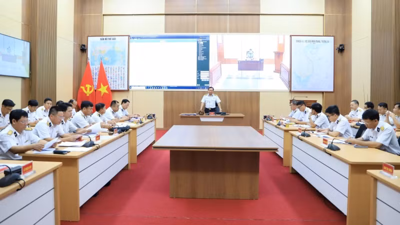 Hội nghị quán triệt, triển khai nhiệm vụ phòng chống bão lũ, ứng phó với thiên tai của Vùng 3 Hải quân.