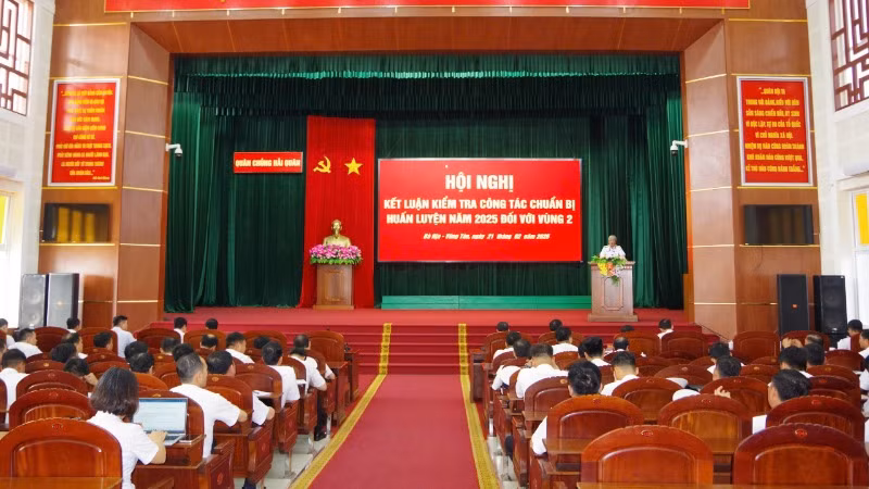 Kết luận chuyến kiểm tra công tác huấn luyện, sẵn sàng chiến đấu năm 2025.