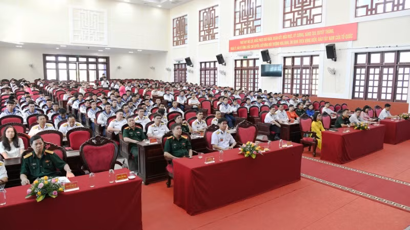 Khai mạc triển lãm “Hoàng Sa, Trường Sa - Biển, đảo thiêng liêng” tại Phú Quốc, Kiên Giang.