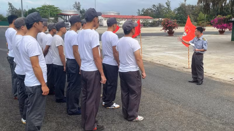 Ra quân ngày thứ 7 tình nguyện.