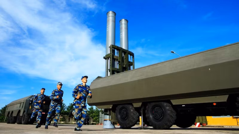Lữ đoàn 681 huấn luyện nâng cao khả năng sẵn sàng chiến đấu. Lữ đoàn 681 huấn luyện nâng cao khả năng sẵn sàng chiến đấu.