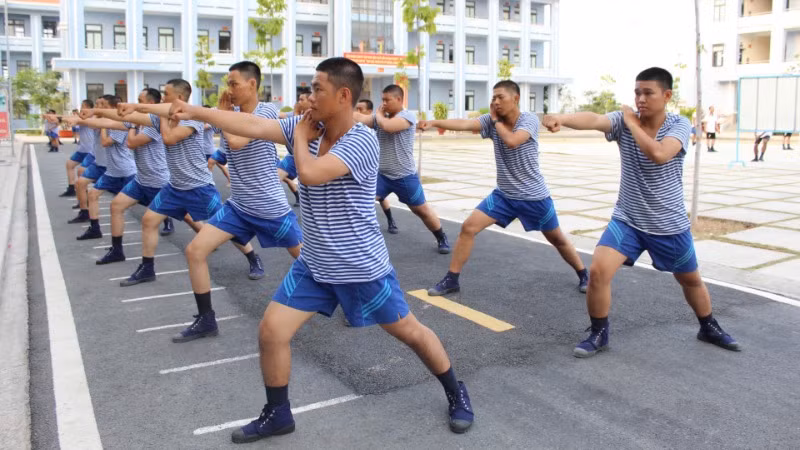 Sau thời gian huấn luyện các chiến sĩ đã thành thạo các bài võ thể dục.