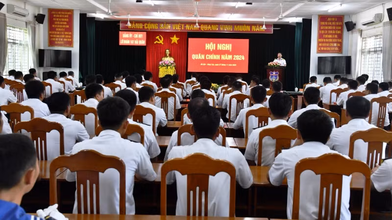 Hội nghị quân chính Lữ đoàn 167 Hải quân năm 2024.