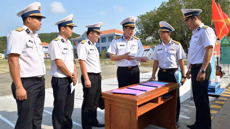 Mô hình quản lý sổ sách, giáo án ngành công tác đảng, công tác chính trị. Mô hình quản lý sổ sách, giáo án ngành công tác đảng, công tác chính trị.