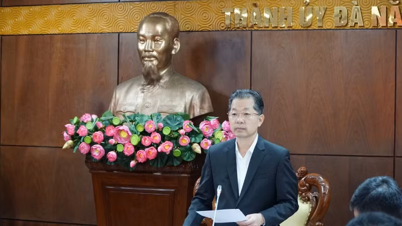 Bí thư Thành ủy Đà Nẵng Nguyễn Văn Quảng: Tiếp tục tháo gỡ khó khăn, vướng mắc trong quá trình giám định, kiểm tra và tích cực thu hồi tài sản tham nhũng. Bí thư Thành ủy Đà Nẵng Nguyễn Văn Quảng: Tiếp tục tháo gỡ khó khăn, vướng mắc trong quá trình giám định, kiểm tra và tích cực thu hồi tài sản tham nhũng.