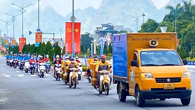 Chuyển biến rõ về phát triển người tham gia trong Tháng bảo hiểm xã hội toàn dân