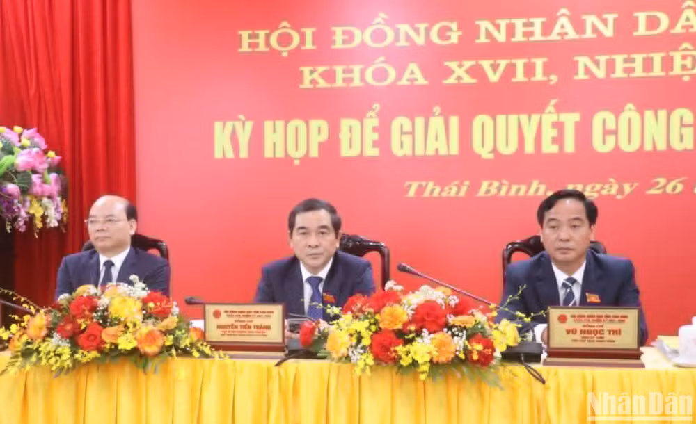 Chủ tọa Kỳ họp. Chủ tọa Kỳ họp.