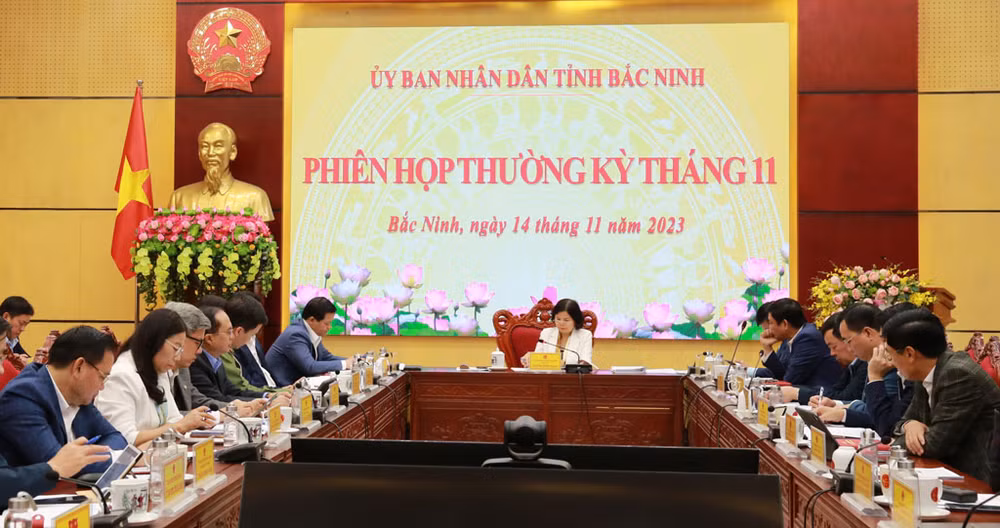 Phiên họp thường kỳ tháng 11 của Ủy ban nhân dân tỉnh Bắc Ninh.