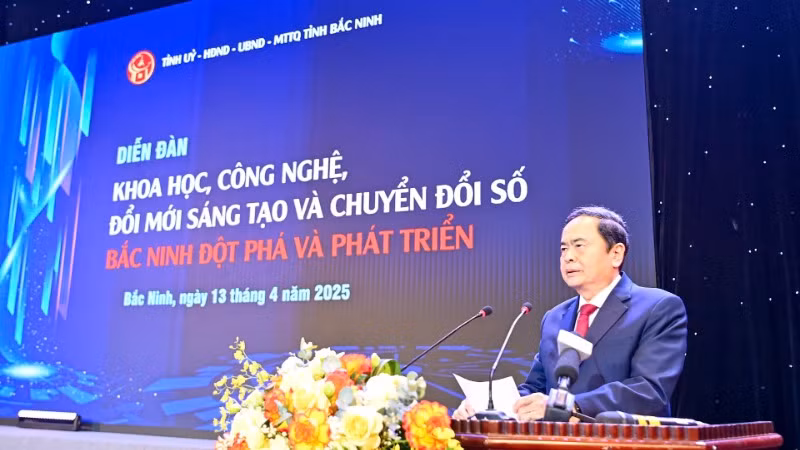 Chủ tịch Quốc hội Trần Thanh Mẫn phát biểu chỉ đạo tại diễn đàn. (Ảnh: DUY LINH)
