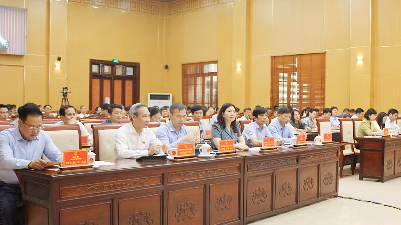 Các đại biểu tham dự trực tiếp tại Trung tâm văn hóa Kinh Bắc.