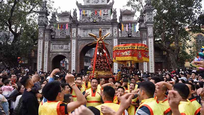 Một số hình ảnh tại Lễ hội pháo Đồng Kỵ.