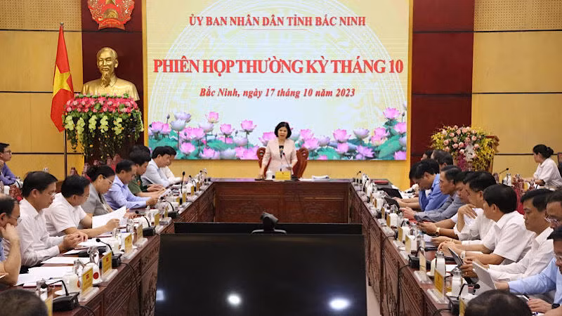 Phiên họp thường kỳ tháng 10 của Ủy ban nhân dân tỉnh Bắc Ninh.