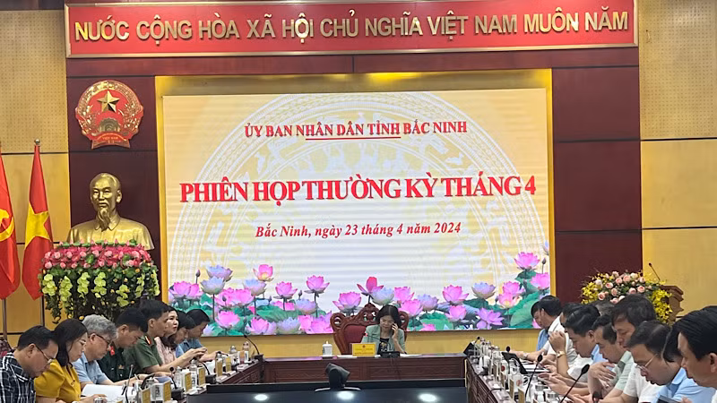 Quang cảnh phiên họp. Quang cảnh phiên họp.