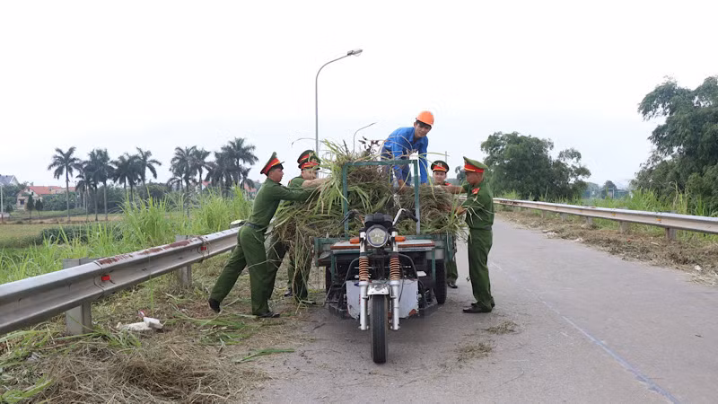 Chiến dịch đã thu hút sự tham gia của đông đảo thanh niên, các lực lượng trên địa bàn.