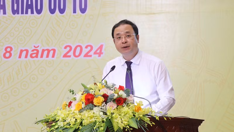 Giám đốc Sở Giáo dục và Đào tạo tỉnh Bắc Ninh Nguyễn Thế Sơn triển khai kế hoạch năm học mới.