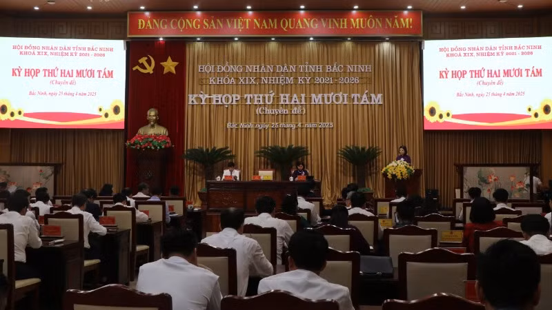 Toàn cảnh kỳ họp.