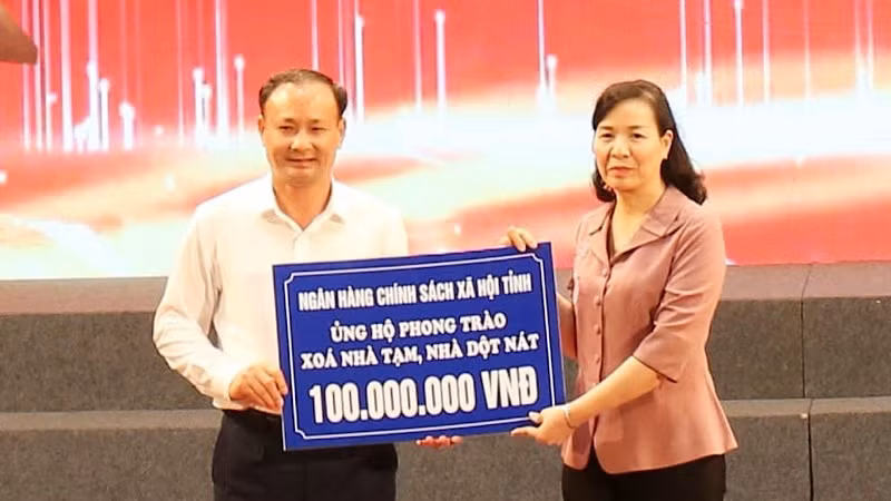 Ngay trong lễ phát động, Ủy ban Mặt trận Tổ quốc tỉnh Bắc Ninh đã tiếp nhận hơn 4,5 tỷ đồng hỗ trợ của các nhà hảo tâm. Ngay trong lễ phát động, Ủy ban Mặt trận Tổ quốc tỉnh Bắc Ninh đã tiếp nhận hơn 4,5 tỷ đồng hỗ trợ của các nhà hảo tâm.