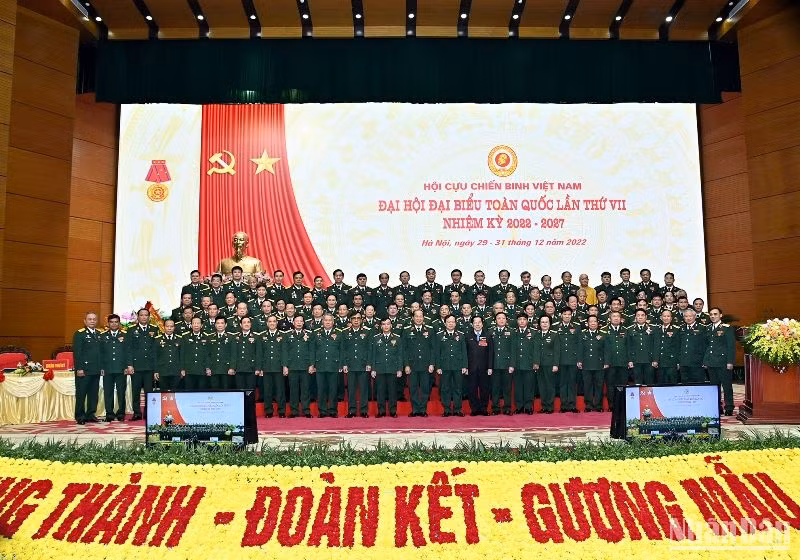 Ban Chấp hành Hội Cựu chiến binh Việt Nam khóa VII, nhiệm kỳ 2022-2027. (Ảnh: ĐĂNG KHOA)