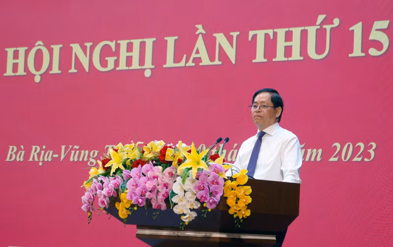 Đồng chí Phạm Viết Thanh, Bí thư Tỉnh ủy phát biểu tại hội nghị.