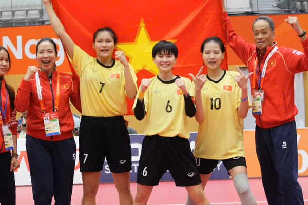 3 cô gái "Vàng" của thể thao Việt Nam. (Ảnh: Bùi Lượng)