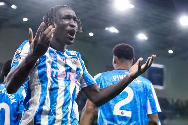 Coventry City chấm dứt 25 năm chờ thắng sân nhà ở Ngoại hạng Anh. (Ảnh: Coventry City FC)