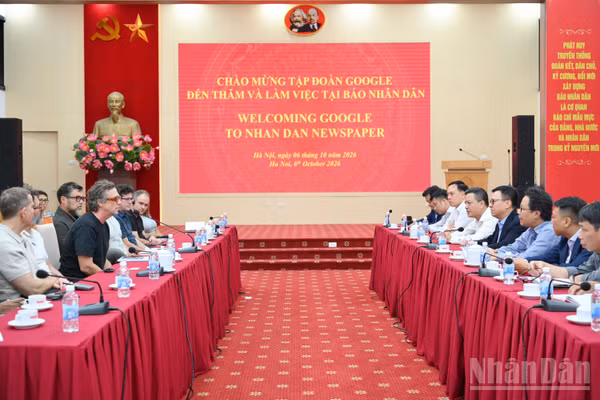 Quang cảnh buổi làm việc. (Ảnh: THẾ ĐẠI)