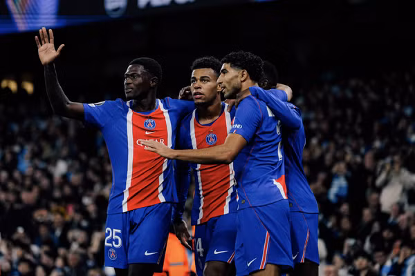 Các cầu thủ PSG ăn mừng bàn thắng vào lưới Man City. (Ảnh: PSG.fr)