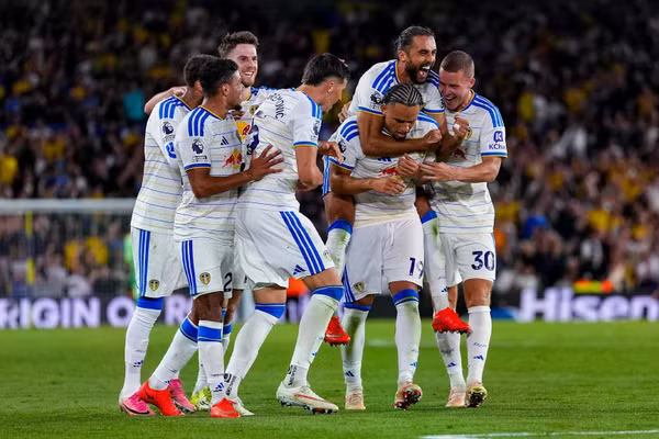 Các cầu thủ Leeds giành chiến thắng tưng bừng. (Ảnh: Leedsunited)