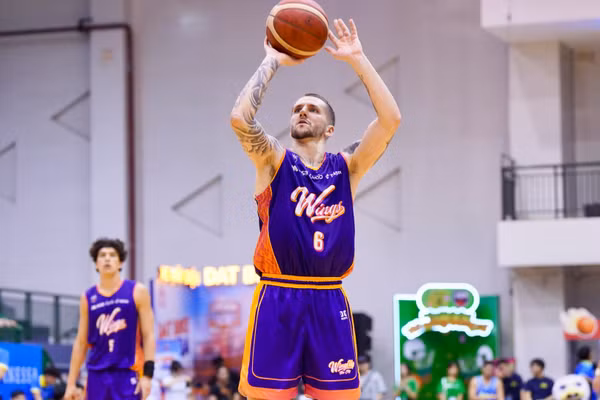 Dakota Zinser thêm một lần tỏa sáng giúp Ho Chi Minh City Wings đoạt chiến thắng. (Ảnh: VBA)
