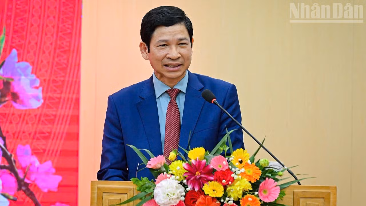 ndo_tr_581234668682169452-2633.jpg