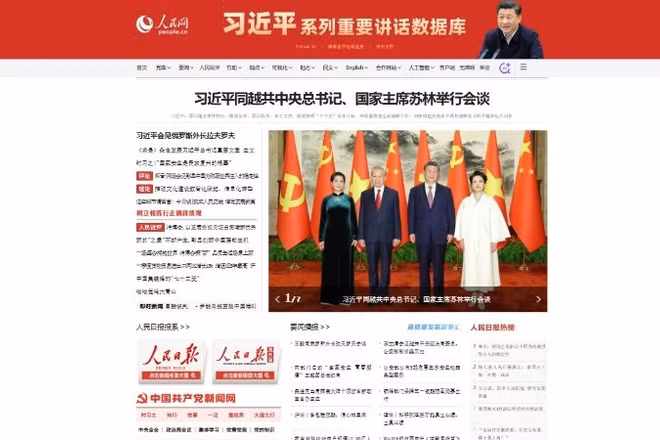 Ngày 15/4, Nhân dân Nhật báo điện tử đưa nổi bật thông tin các hoạt động quan trọng trong khuôn khổ chuyến thăm cấp Nhà nước của Tổng Bí thư, Chủ tịch nước Việt Nam theo lời mời của Tổng Bí thư, Chủ tịch Trung Quốc Tập Cận Bình. (Ảnh chụp màn hình)