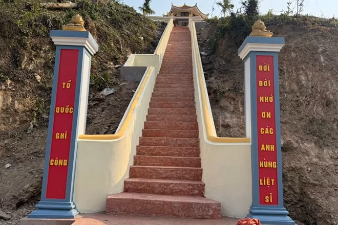 Công trình Nhà bia tưởng niệm liệt sĩ xã Chiêu Lưu, tỉnh Nghệ An.