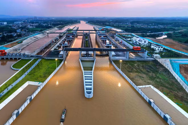 Kênh đào Bình Lục được đánh giá là công trình thế kỷ ở Trung Quốc. (Ảnh: CHINANEWS)