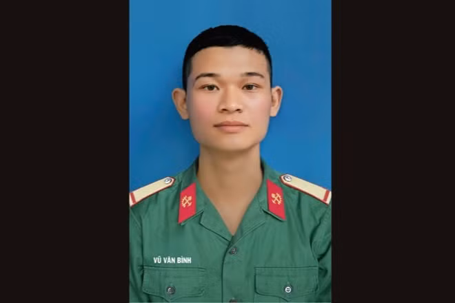 Thượng sĩ Vũ Văn Bình.