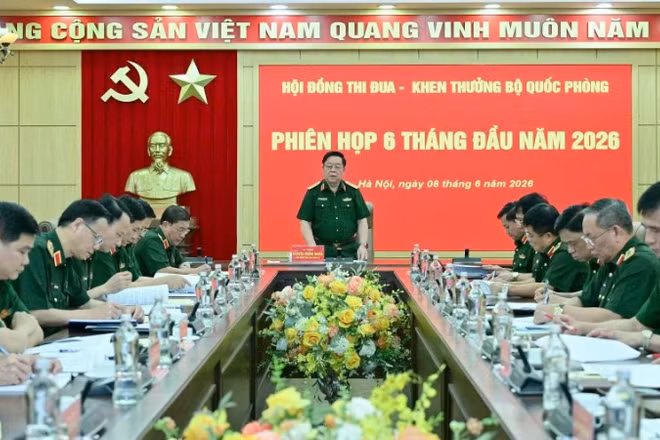 Đại tướng Nguyễn Trọng Nghĩa chủ trì phiên họp.