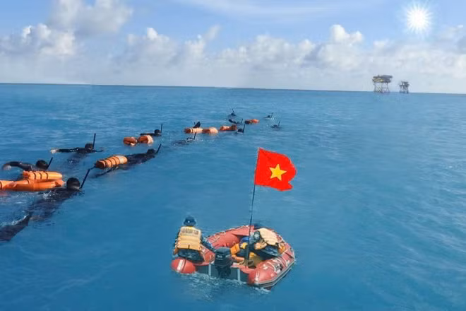 "Yết Kiêu thời đại" luyện tập sẵn sàng chiến đấu.