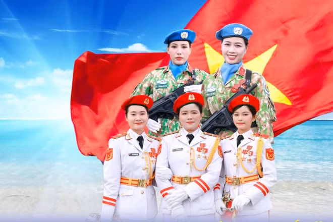 Các nữ quân nhân Cảnh sát biển Việt Nam. (Ảnh: ĐỨC TĨNH)