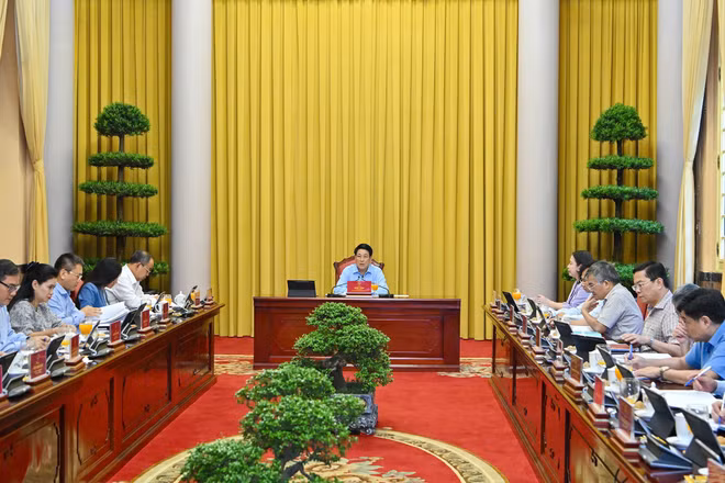 Chủ tịch nước Lương Cường có buổi làm việc với Văn phòng Chủ tịch nước. (Ảnh: THỦY NGUYÊN)