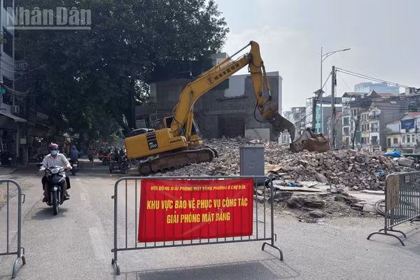 [Ảnh] Toàn cảnh giải phóng mặt bằng Vành đai 1 làm bãi đỗ xe, vườn hoa, trạm sạc